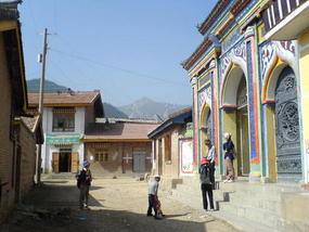 Langmusi Town Walk (18)