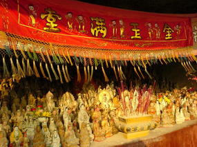Taiwan Boat N Nanputo Temple (23)
