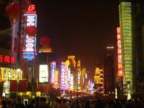 Hangover Walk & Neon Lights (11)