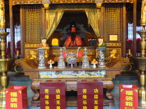 Shanghai Old Quater & Pudong Adventure (13)