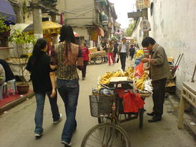 Shanghai Old Quater & Pudong Adventure (5)
