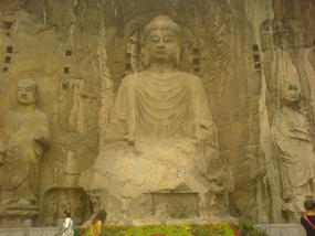 The Longmen Caves (15)