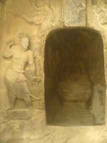 The Longmen Caves (7)