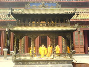 Kaifeng - Grand Buddha Temple (8)