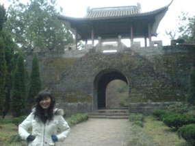 Pagoda Hill with Luo Wei 05