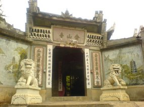 Village Temple Ride With Luo Wei
