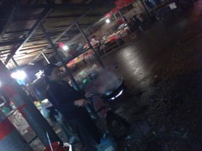 Road Side Dinner Cart 01