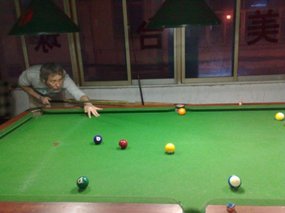 Bar & Pool Fun 08