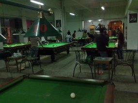 Bar & Pool Fun 10