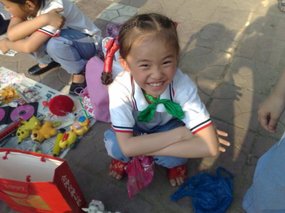Earthquake Playground Market 06