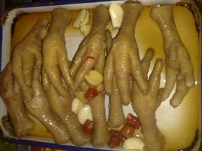 Chicken Feet & Garlick Snax (if you please)