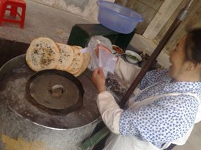 Crispy Warm Bread Snax 01