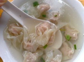Delicious Won Ton Soup Snax