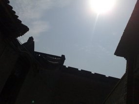 27-Shapely Roof Tops & Chinese Theatre