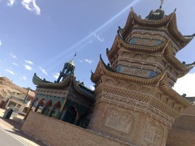 22-Xumi Shan Grottoes