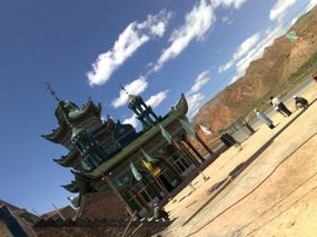 30-Xumi Shan Grottoes