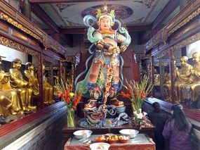Huali Temple,  Wenhua & Liwan Parks