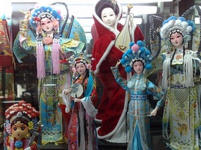 The Chen Clan & Shamian Island Adventure