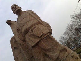 The Beginnings of the Ancient Silk Road 