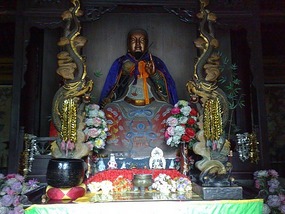 Springs, Lakes BBQ & Temples in Ji'Nan
