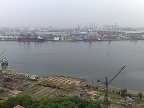 Night Beach, Yantai Hill & Museum