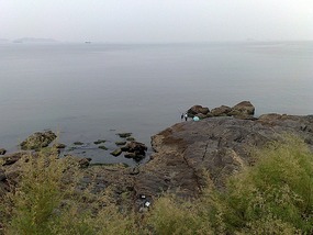 Night Beach, Yantai Hill & Museum