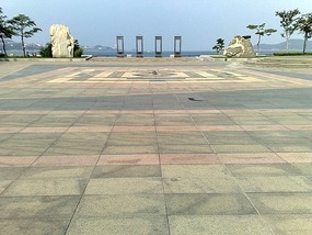 Weihai Foreshore & City Walk