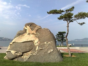 Weihai Foreshore & City Walk