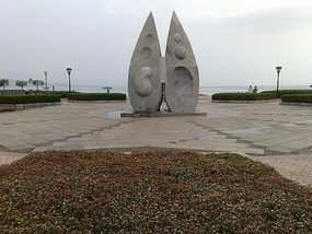 Weihai  Lighthouse & Foreshore Walk