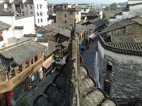 Beautiful Tunxi Town Adventure