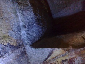 The Mysterious Grottoes of Huangshan