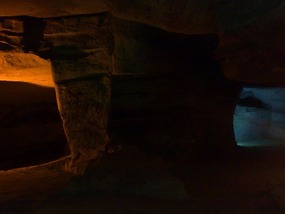 The Mysterious Grottoes of Huangshan