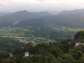 Qi Yun Shan Adventure
