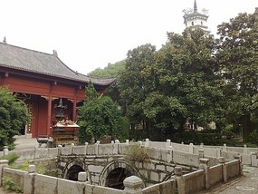 Jiujiang Lake & City  Adventure