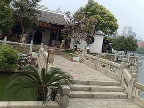 Jiujiang Lake & City  Adventure
