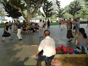 Jiujiang Lake & City  Adventure