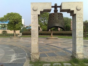 Jiujiang Lake & City  Adventure
