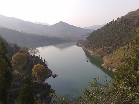 In search of Mulder & Scully at Xiane Lake with Fi