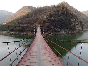In search of Mulder & Scully at Xiane Lake with Fi