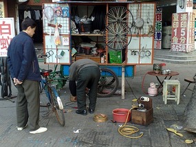 Shantou City & The Rong River & District Walk