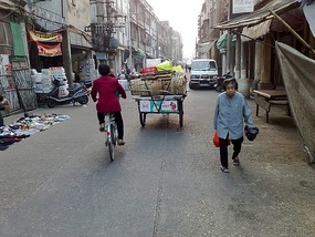 Shantou City & The Rong River & District Walk