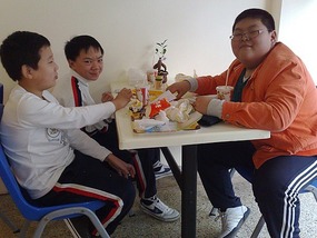 Shantou City & The Rong River & District Walk