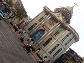 Shantou City & The Rong River & District Walk