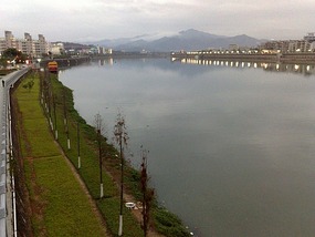 Meizhou Hakka Peoples Museum & Lianfang Tower (Hua