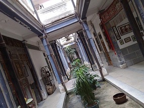 Meizhou Hakka Peoples Museum & Lianfang Tower (Hua