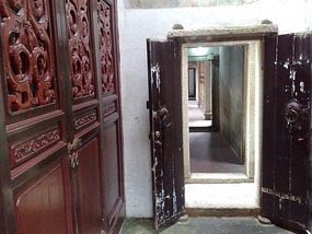 Meizhou Hakka Peoples Museum & Lianfang Tower (Hua