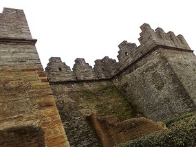City Wall, River & Spring Festival Adventure