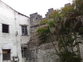 City Wall, River & Spring Festival Adventure
