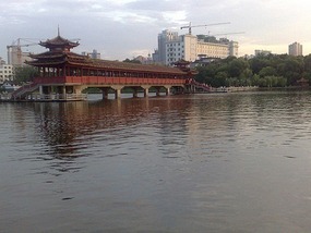 Beers In Changsha With Aussie Crusty