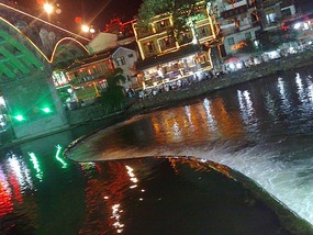 More of Funky Fenghuang Old Town 